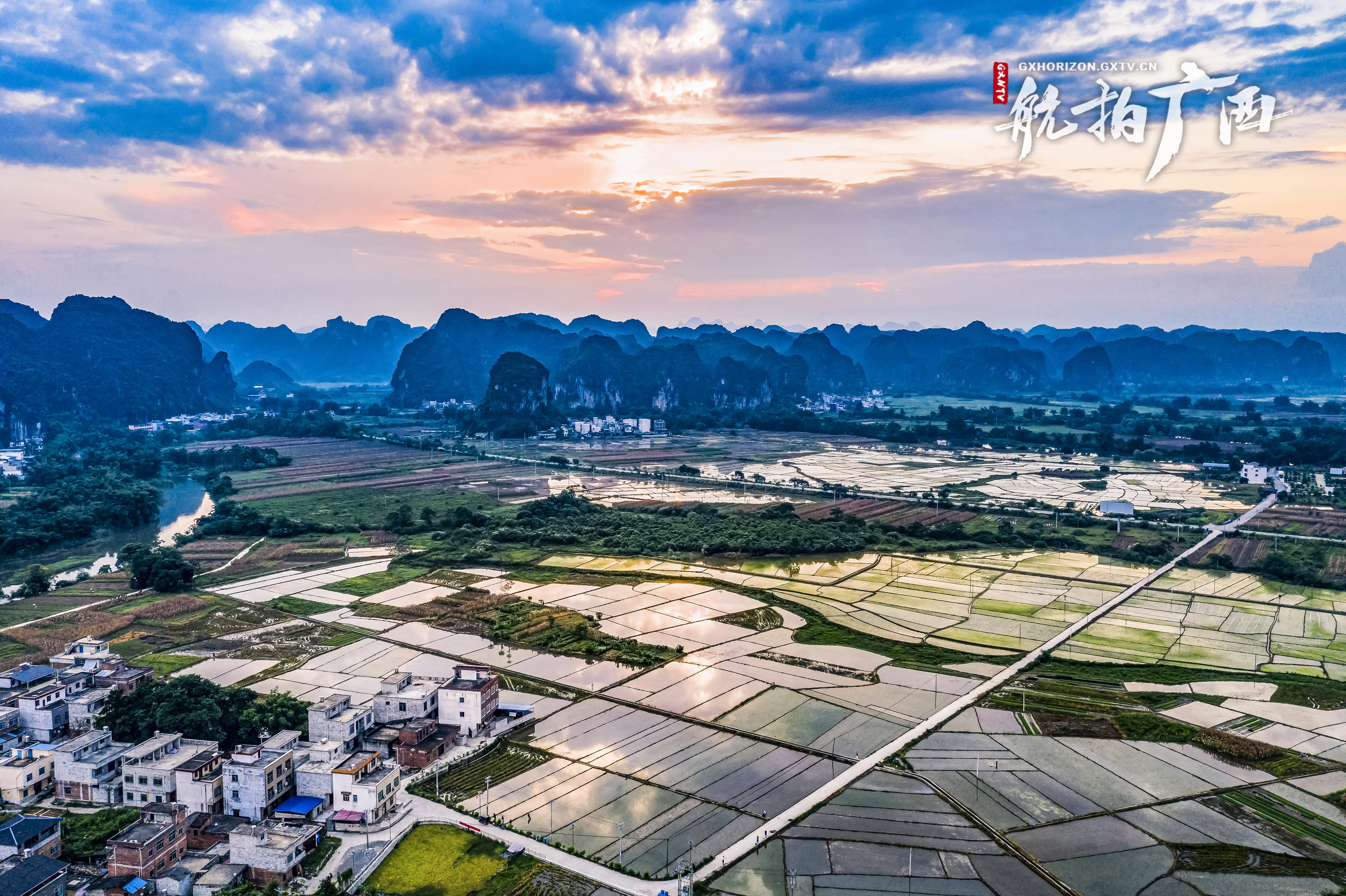 上林:霞映田野景色美_新闻频道_广西网络广播电视台
